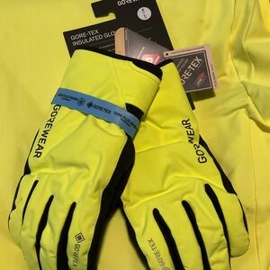 GORE WEAR Men's Insulated Gloves - Yellow and Black